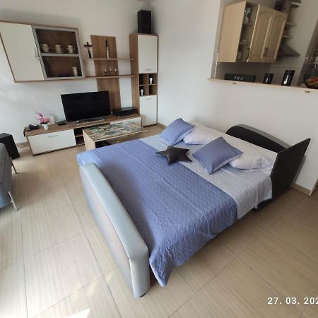 Apartman Antonela With Free Garage Parking Apartment Split Bagian luar foto
