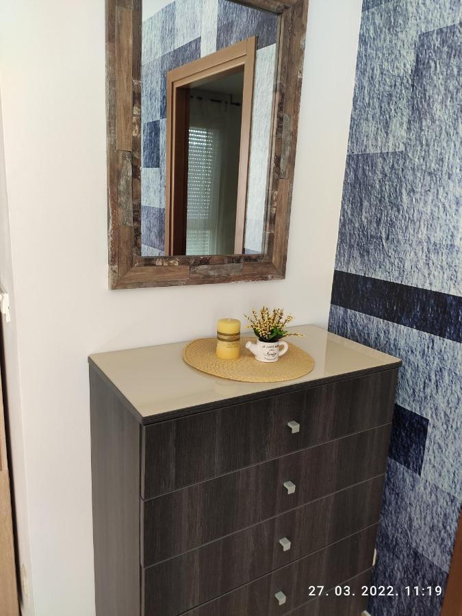 Apartman Antonela With Free Garage Parking Apartment Split Bagian luar foto